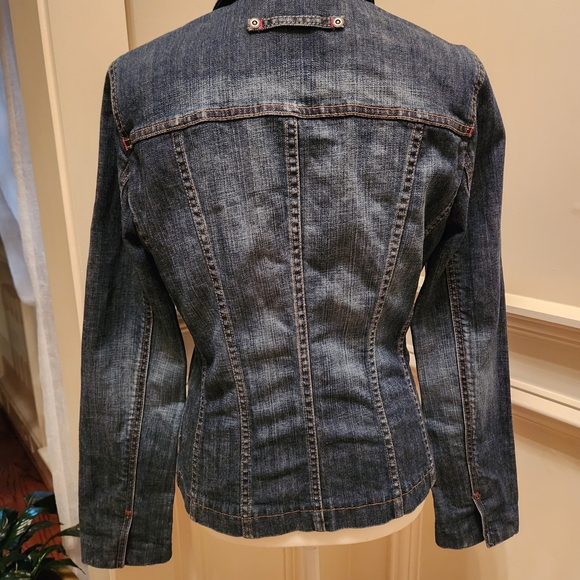 Elie Tahari Denim Jacket with Metal Buttons - Picture 5 of 11